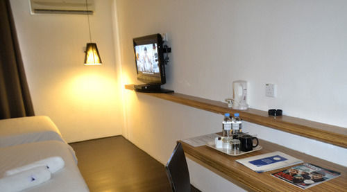 The Leverage Lite - Kuala Kedah Hotel 2*